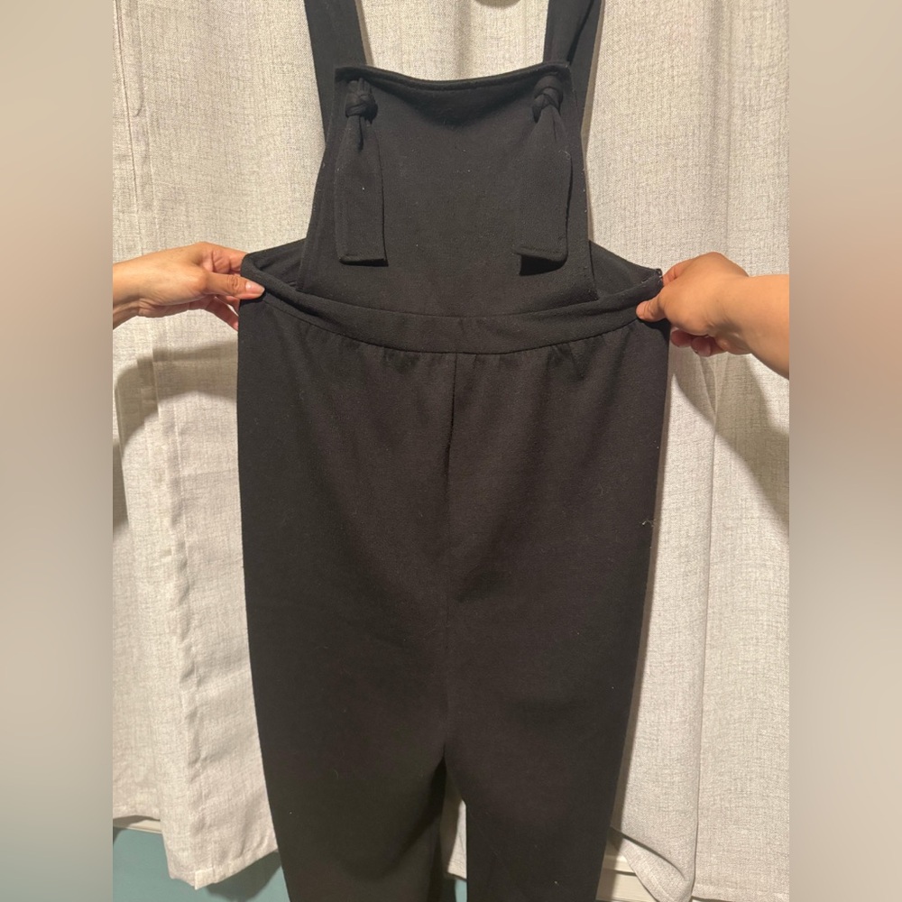 Elegant Black Women's Jumpsuit